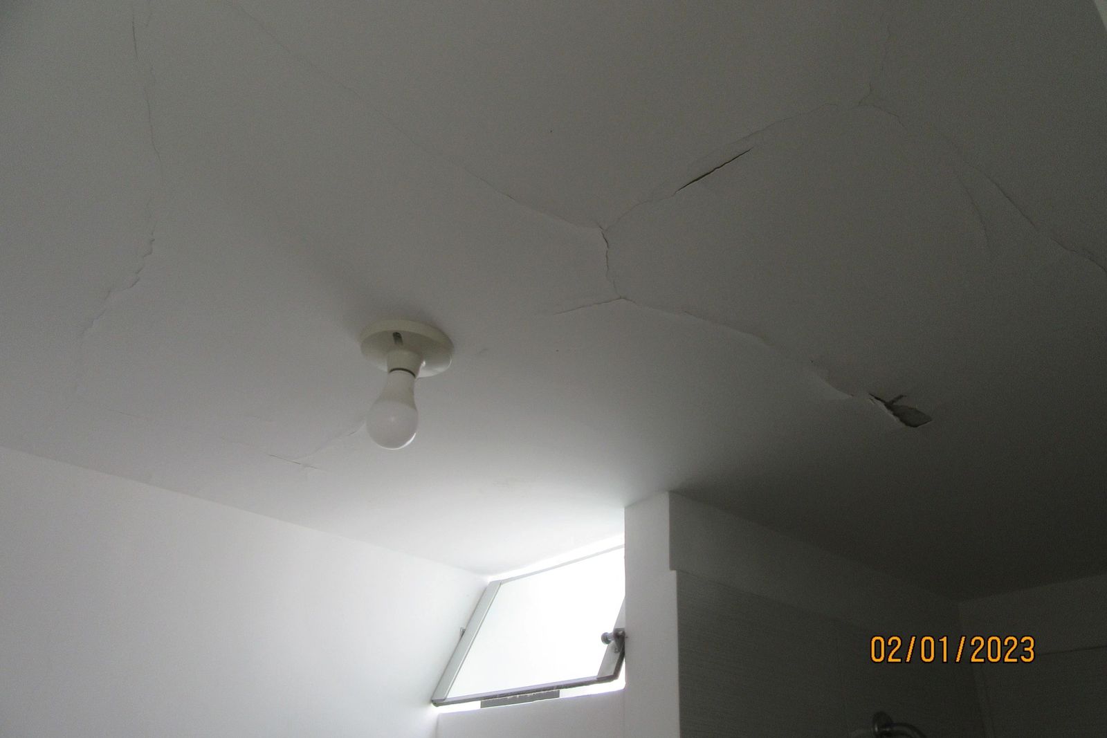 Evaluación de fisuras en vivienda